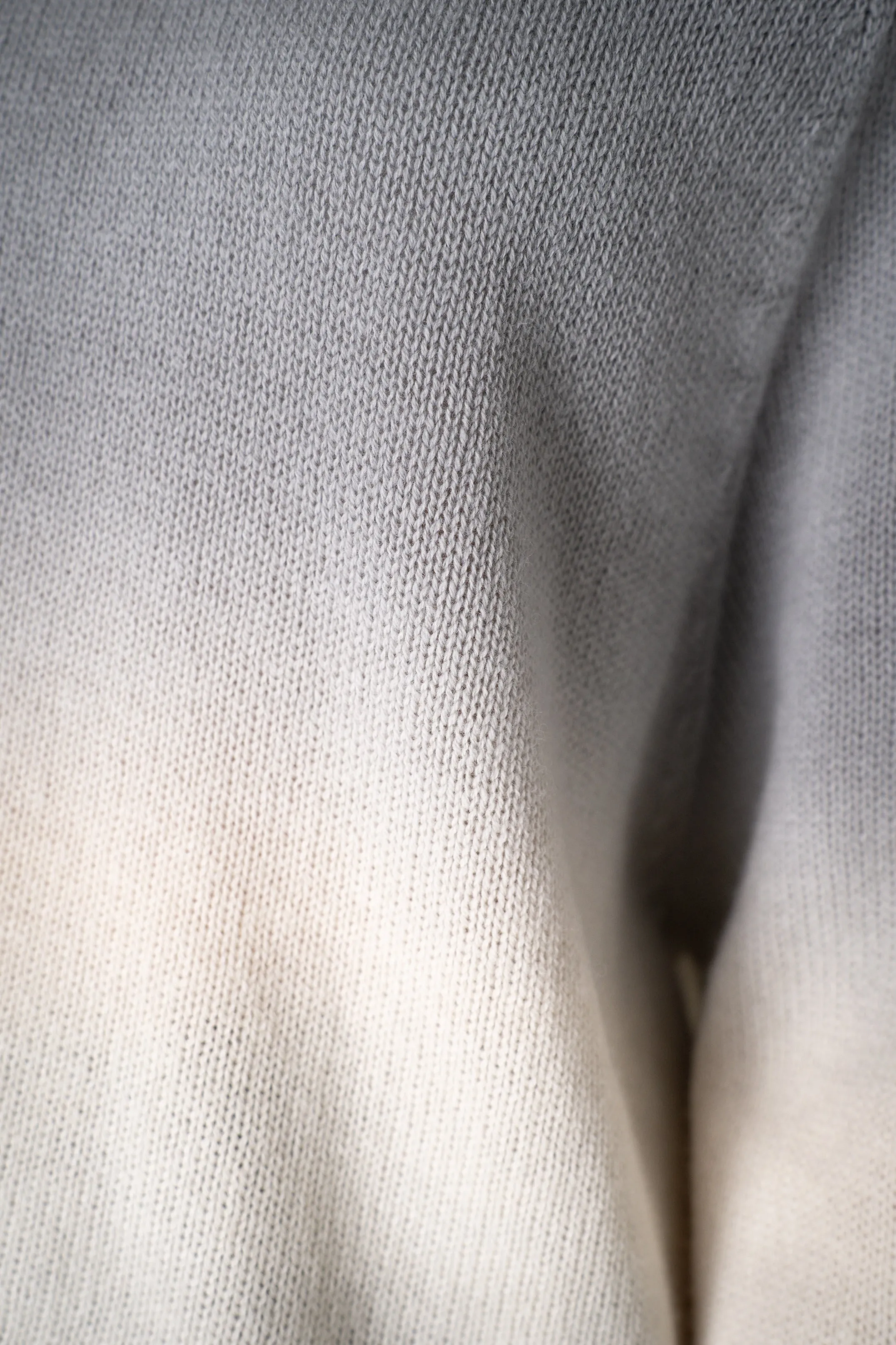 Fabiana Filippi Cashmere Blend Cropped Knit Pullover in Grey Gradient Design