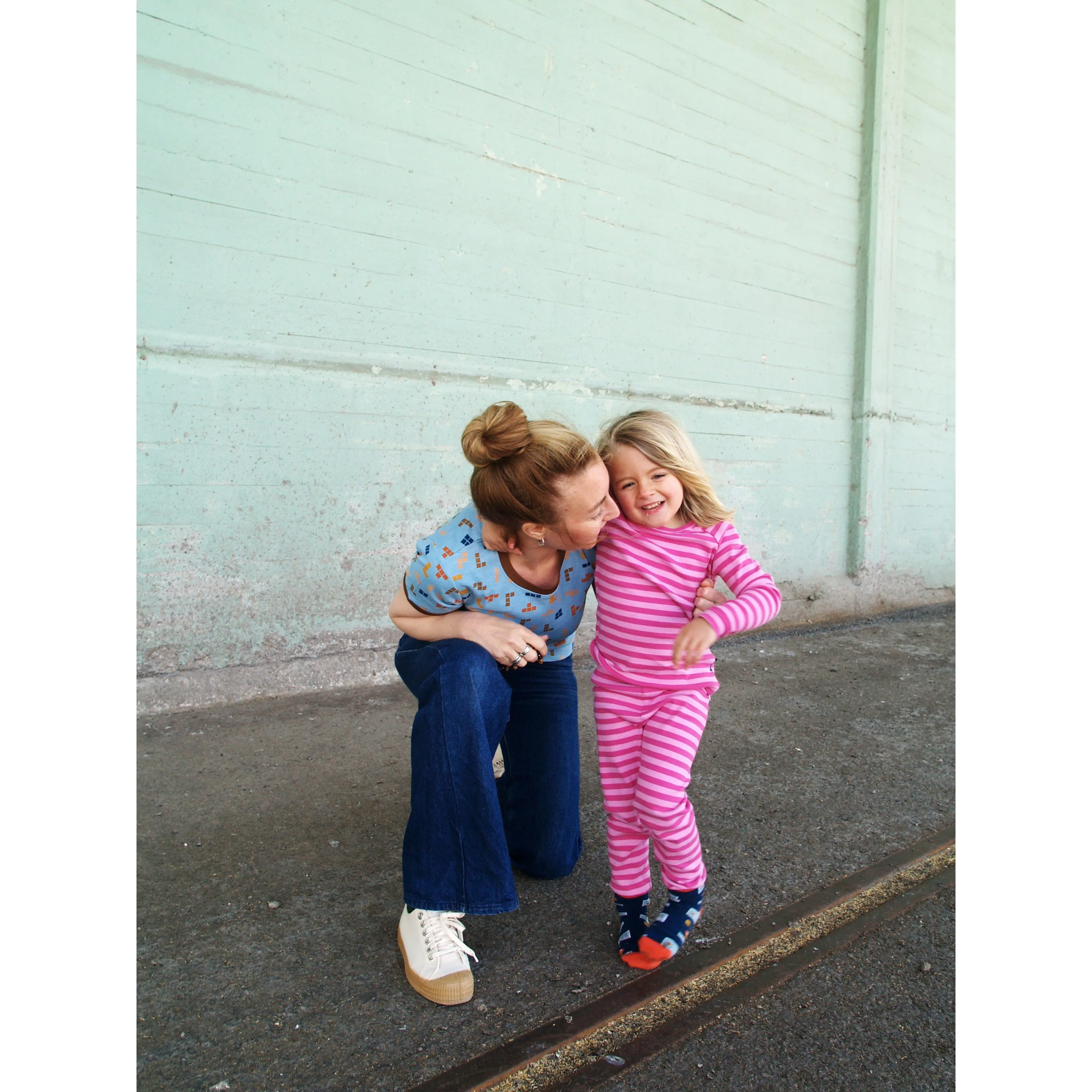 Pink / Purple Striped - 2 Left Size 9-11 & 11-13 years